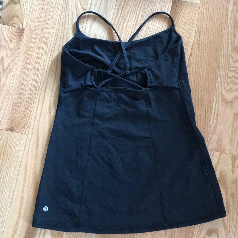 EUC Lululemon Workout Tank with Crisscross Back